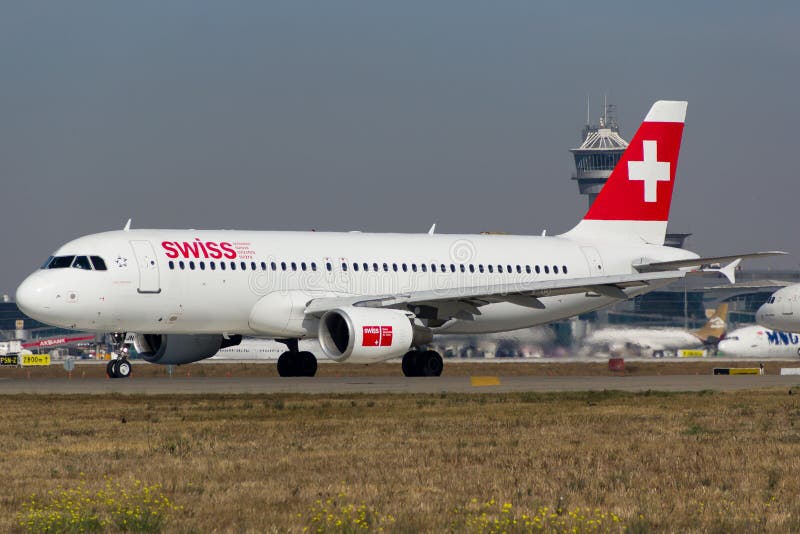 a320 airbus Ελβετός στοκ φωτογραφίες με δικαίωμα ελεύθερης χρήσης a320 airbus Ελβετός στοκ φωτογραφίες με δικαίωμα ελεύθερης χρήσης