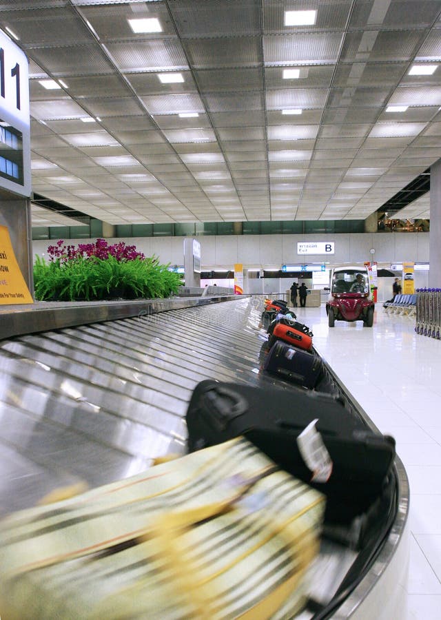 Airport baggage Hall