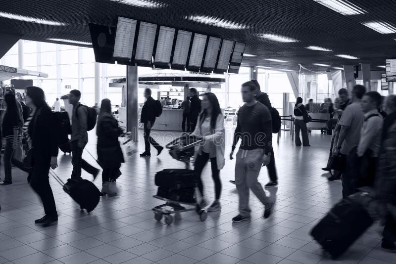 Airport busy interior στοκ φωτογραφία με δικαίωμα ελεύθερης χρήσης