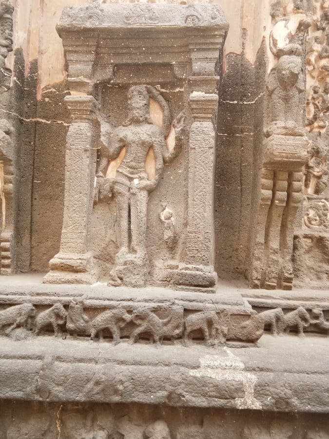 ajanta chappal price