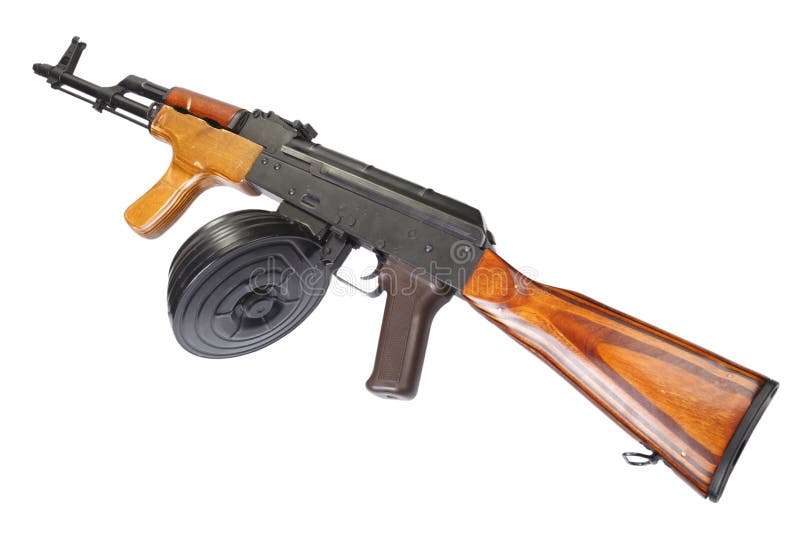 Can you use an AK-47 with a drum magazine as an LMG? 
