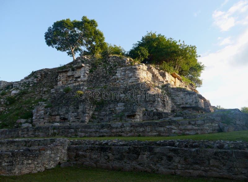 Ake pyramid Maya mexico history culture travel sigtseeing tourism