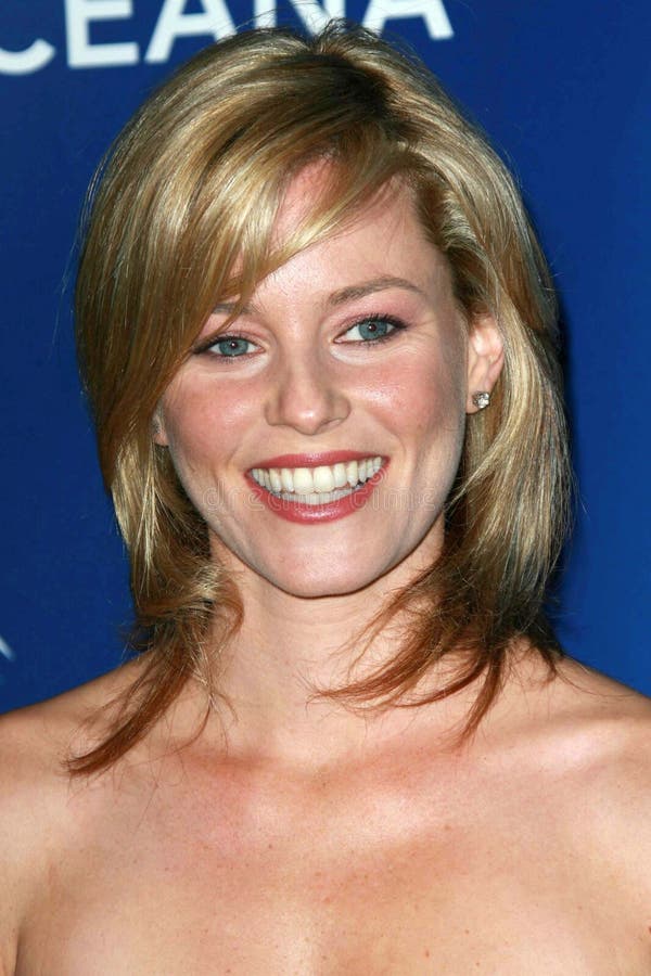 Elizabeth Banks at the Oceana Partner's Award Gala Honoring Vice President Al Gore. Private Residence, Pacific Palisades, CA. 10-05-07. Elizabeth Banks at the Oceana Partner's Award Gala Honoring Vice President Al Gore. Private Residence, Pacific Palisades, CA. 10-05-07