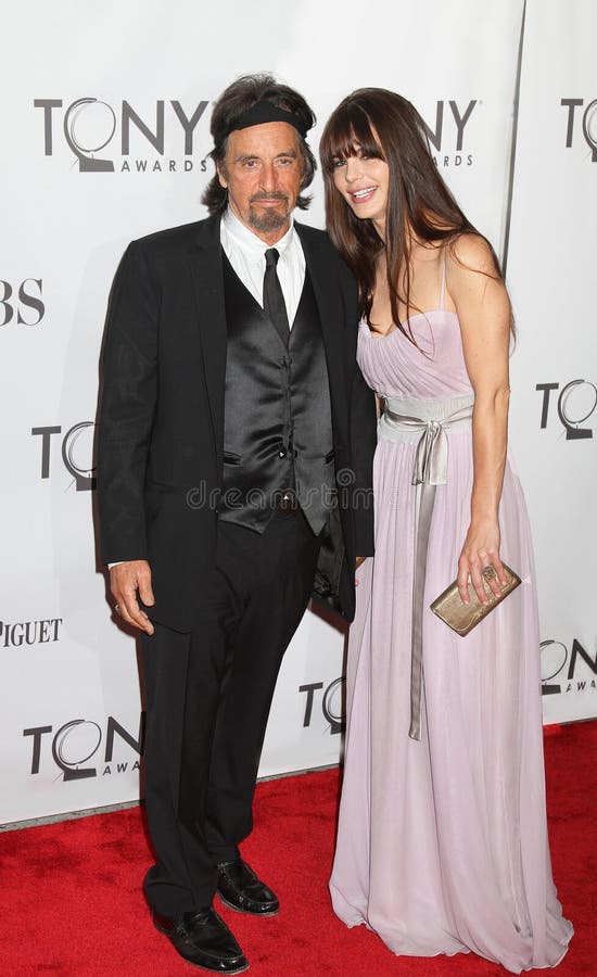 Al Pacino et Lucila Sola image stock éditorial. Image du fendage