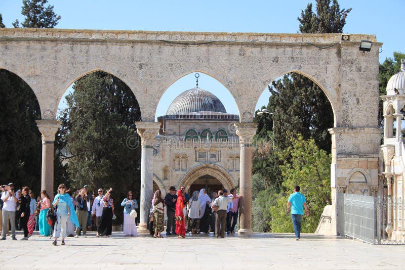 Alaqsamoské - tempelmontering - Jerusalem royaltyfri bild Alaqsamoské - tempelmontering - Jerusalem royaltyfri bild