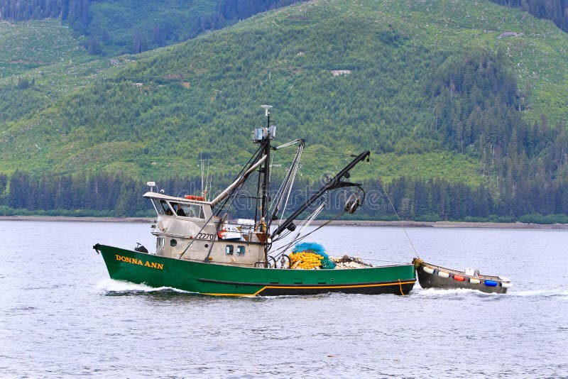 Alaska - barco de la pesca profesional de Hoonah imagenes de archivo