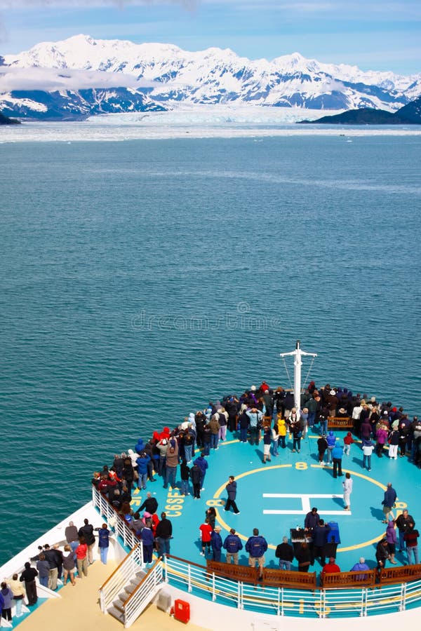Alaska Cruise Ship Approaching Hubbard Glacier stock photography Alaska Cruise Ship Approaching Hubbard Glacier stock photography
