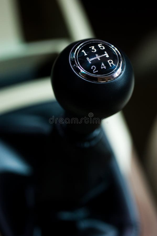 Foto de Shift Manual De Transmissão Da Alavanca Da Engrenagem Do Carro e  mais fotos de stock de Alavanca - iStock