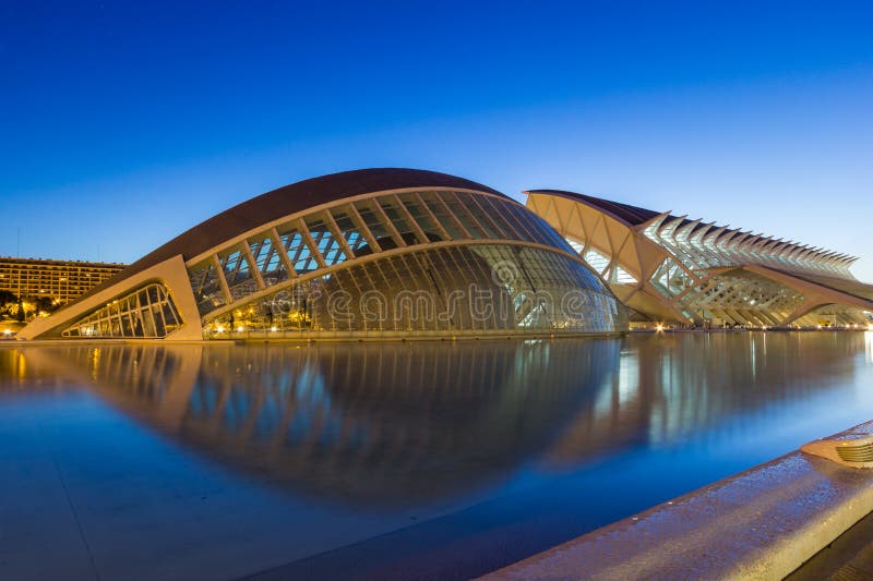 Alba a Valencia fotografia editoriale. Immagine di urbano 35327556