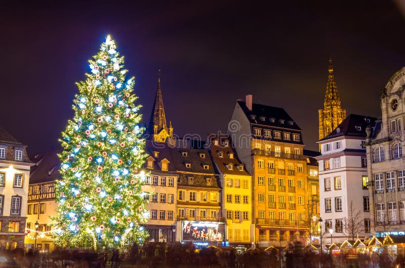 Albero di Natale a Strasburgo, capitale del Natale