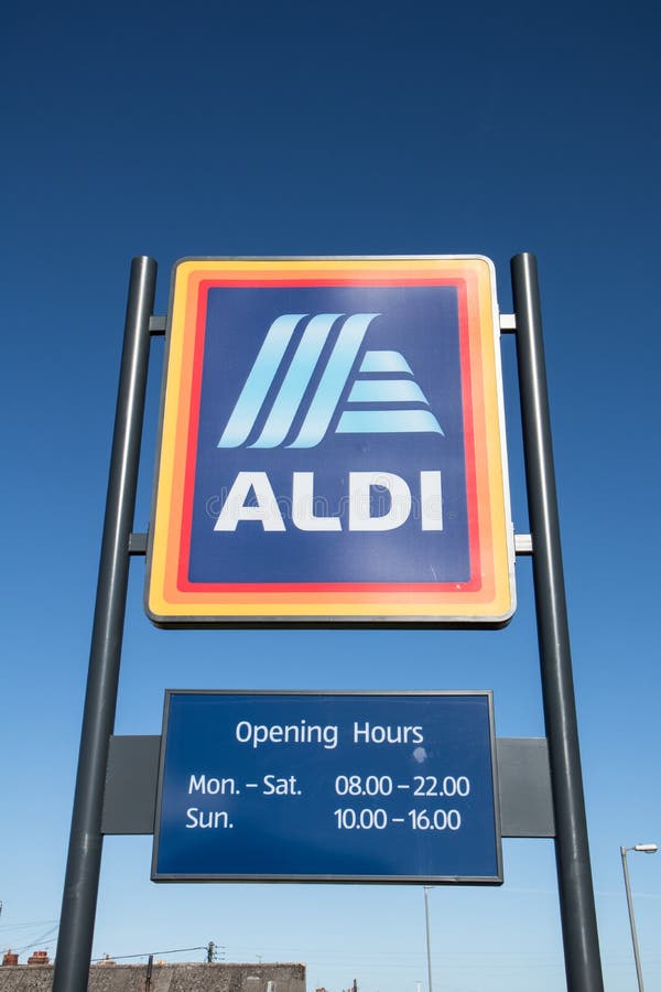 Aldi Hours Today