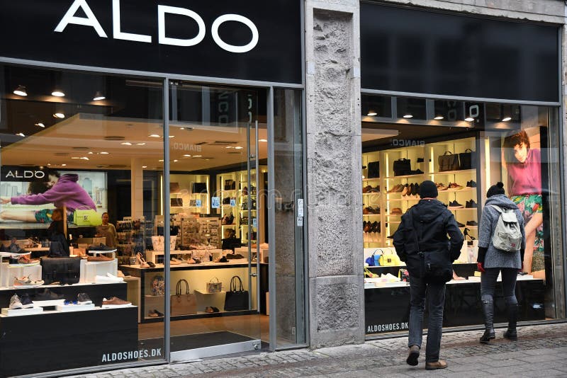 økse passager hældning Aldo shop in Hong Kong editorial stock image. Image of hongkong - 35996164