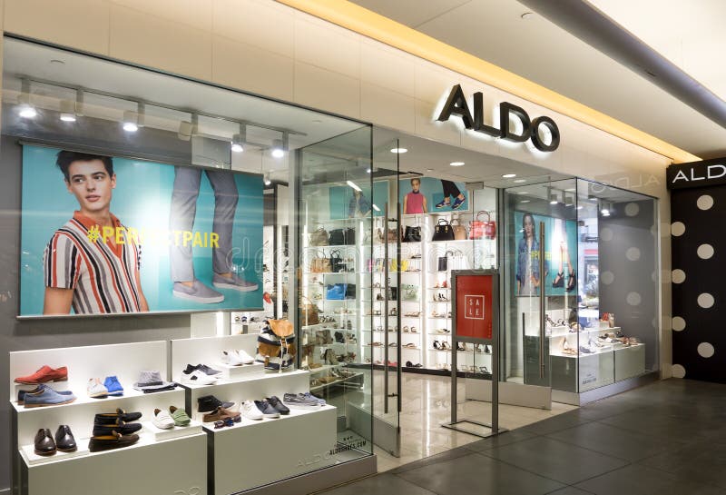 Aldo Store Store editorial stock image. Image of lighting - 53150764