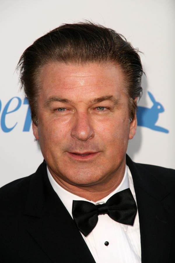 Alec Baldwin editorial image. Image of baldwins, walk 35517630