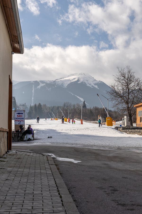 Aleja narciarska bansko bulgaria obrazy royalty free