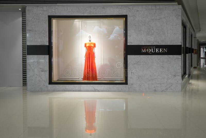 Alexander mcqueen store hi-res stock photography and images - Page 2 - Alamy