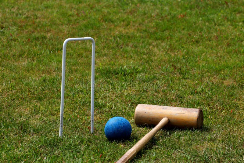 Uma Batida No Jogo Do Croquet Imagem de Stock Imagem de jogo, poços