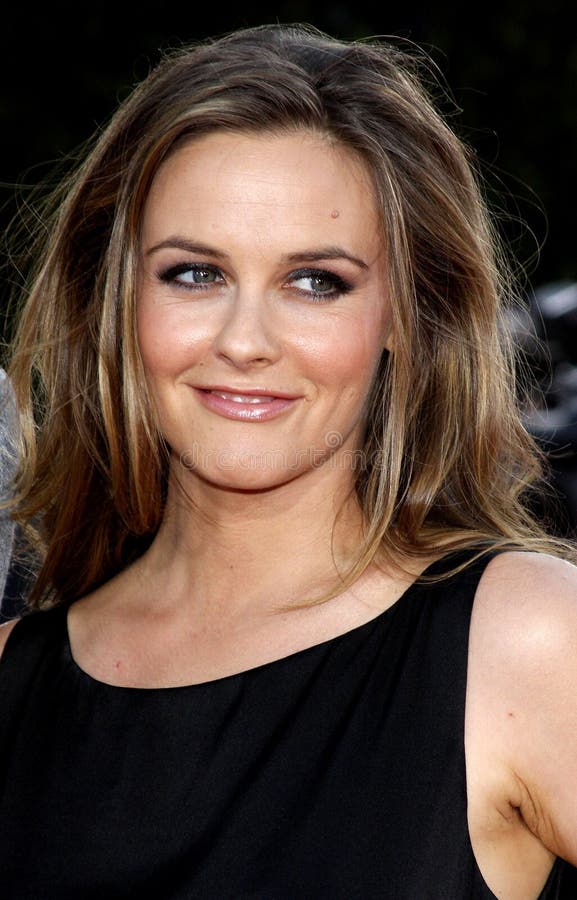 Alicia Silverstone