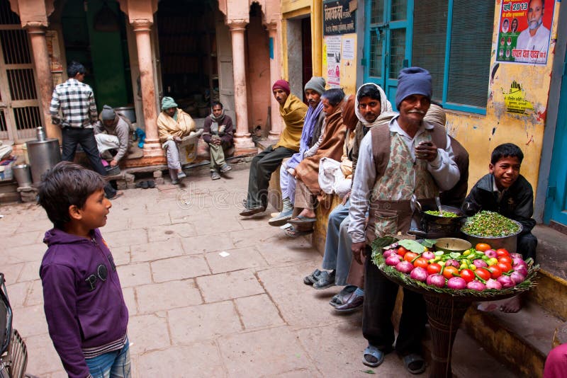 Dhaka Bangladesh 11072021 : Pessoas Pobres E Famintas, Indefesas