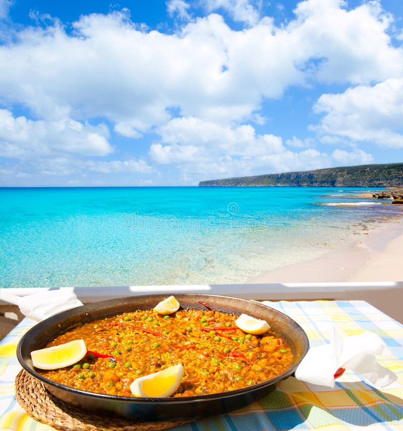 Alimento mediterráneo del arroz del Paella en Balearic Island