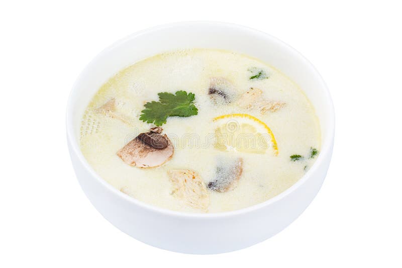 Alimento tailandês Tom Yum Gong Sopa em uma bacia branca isolada no fundo branco imagens de stock royalty free Alimento tailandês Tom Yum Gong Sopa em uma bacia branca isolada no fundo branco imagens de stock royalty free