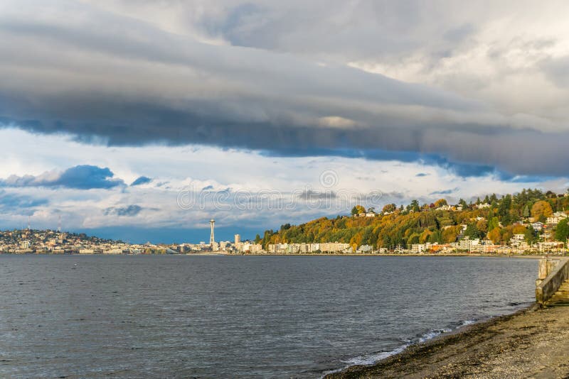 Alki Condos and Skyline 5 stock image. Image of beach 168230655
