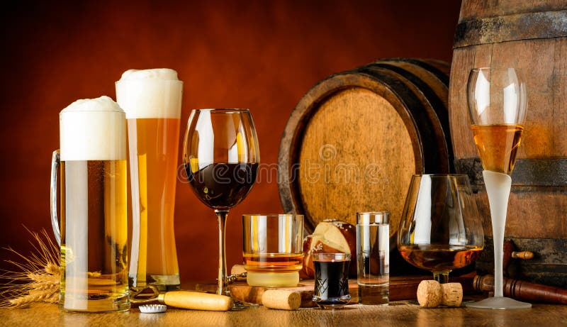 Alkoholische Getränke lizenzfreies stockfoto Alkoholische Getränke lizenzfreies stockfoto