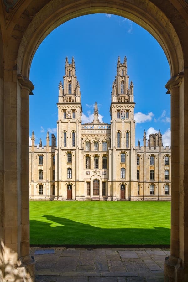 The All Souls College at the University of Oxford Stock Image - Image of  heritage, attraction: 158112283