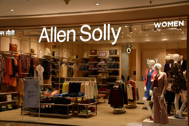Solly Women Stock Photos Free Royalty Free Stock Photos From Dreamstime solly-women-stock-photos-free-royalty-free-stock-photos-from-dreamstime