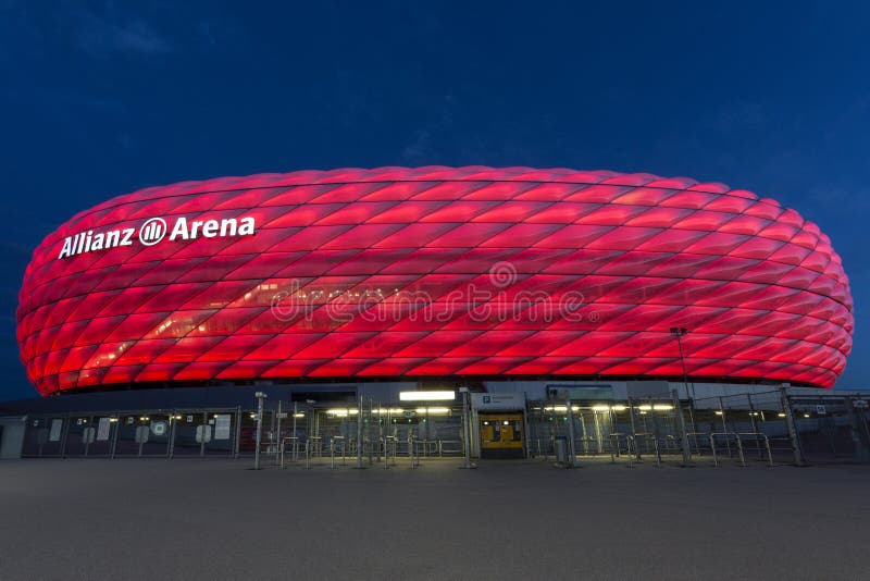 Allianz arena Monachium, Niemcy - zdjęcia stock Allianz arena Monachium, Niemcy - zdjęcia stock