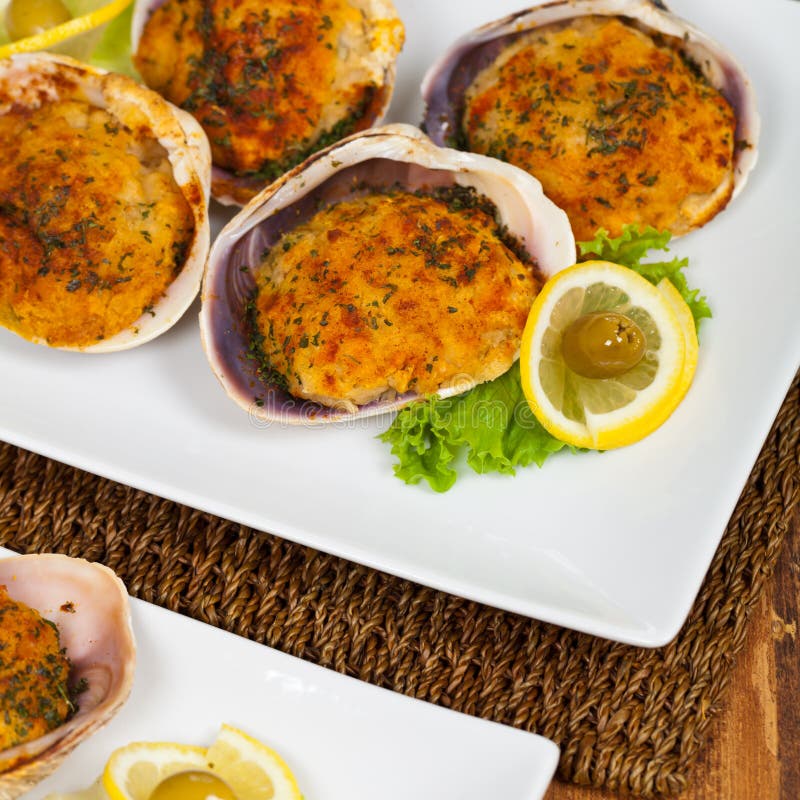 Almejas rellenas imagen de archivo. Imagen de coma, sabroso 67119963