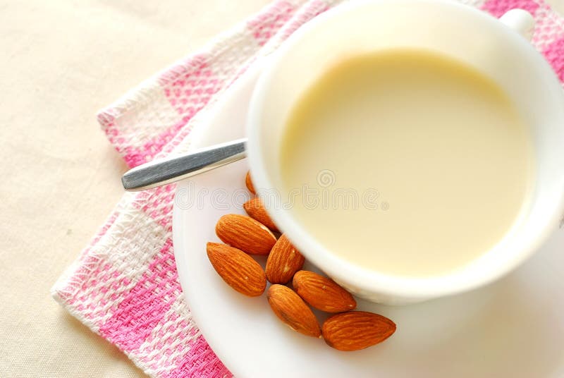 Almond drink with fruit