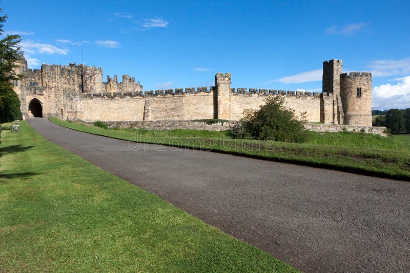 ALNWICK, NORTHUMBERLAND/UK - AUGUST 19 : View of the Castle in A stock photography