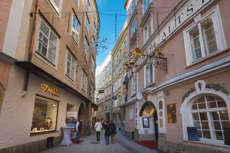 Alstadt-Hotel in Salzburg lizenzfreie stockbilder Alstadt-Hotel in Salzburg lizenzfreie stockbilder