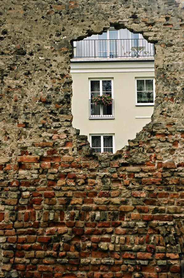 Alt Und Neu Stockbild. Bild Von Aussicht, Stadt, ber - 1375989