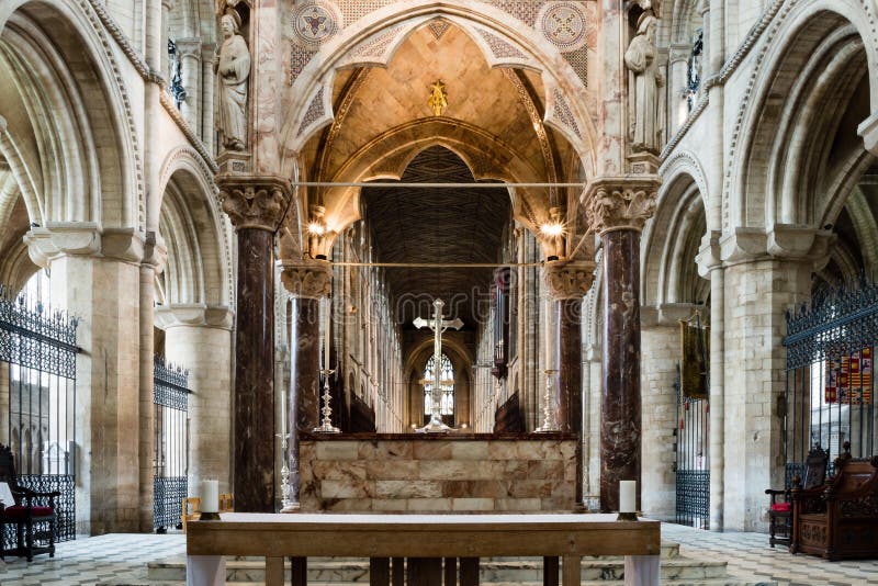 Altar B de la catedral de Peterborough alto fotos de archivo Altar B de la catedral de Peterborough alto fotos de archivo