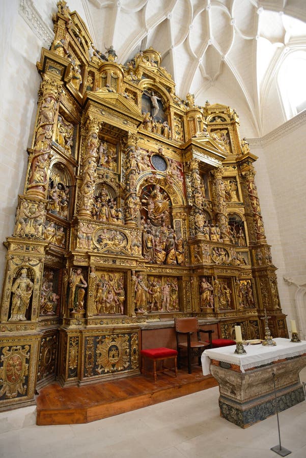 Altare av Colegiata de Santa Maria la Mayor arkivfoton Altare av Colegiata de Santa Maria la Mayor arkivfoton