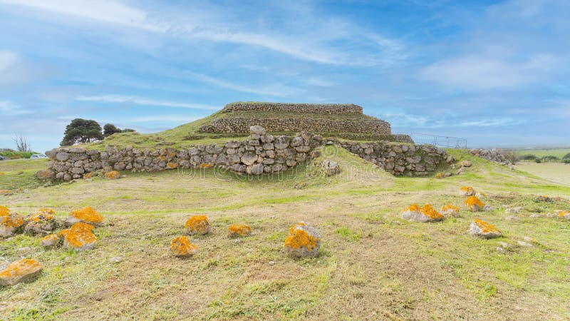 Prehistoric or pre-Nuragic altar Monte d'Accoddi, ancient sanctuary in northern Sardinia. Prehistoric or pre-Nuragic altar Monte d'Accoddi, ancient sanctuary in northern Sardinia