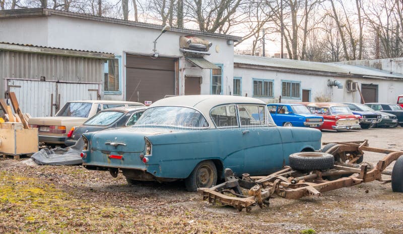 Alte amerikanische Autos ungefähr 1950 stockfoto Alte amerikanische Autos ungefähr 1950 stockfoto