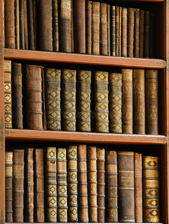 Alte Bucher In Der Bibliothek Von Prag Stockfoto Bild Von Bucher Alte