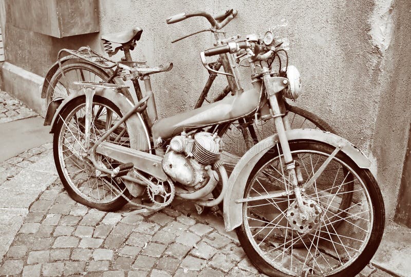 Alte Fahrrader Stockbild Bild Von Motorrad Retro Fahrrad