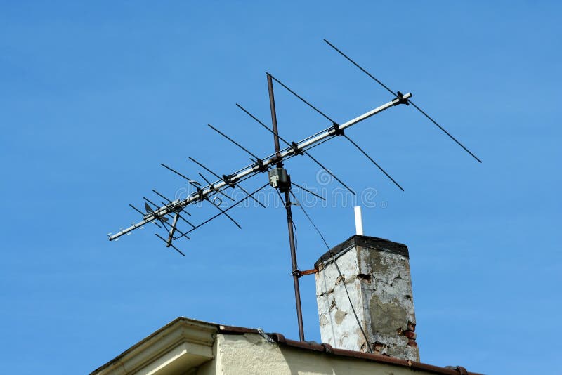 Alte Fernsehantenne stockfoto. Bild von empfänger, ausrüstung 24697648