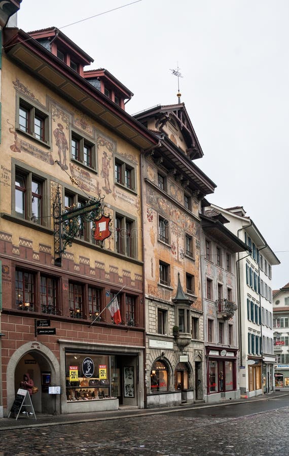 Alte Häuser in der Luzerne stockfotos Alte Häuser in der Luzerne stockfotos