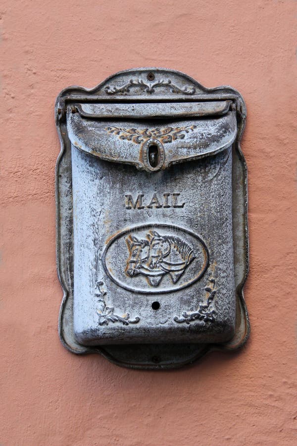 Briefkasten wand