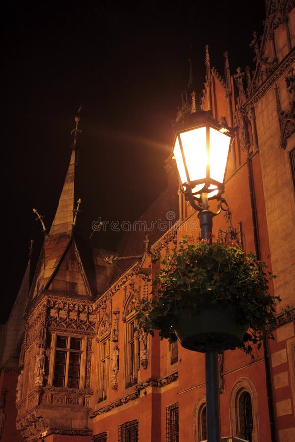 Alte Stadt bis zum Nacht stockfotografie Alte Stadt bis zum Nacht stockfotografie