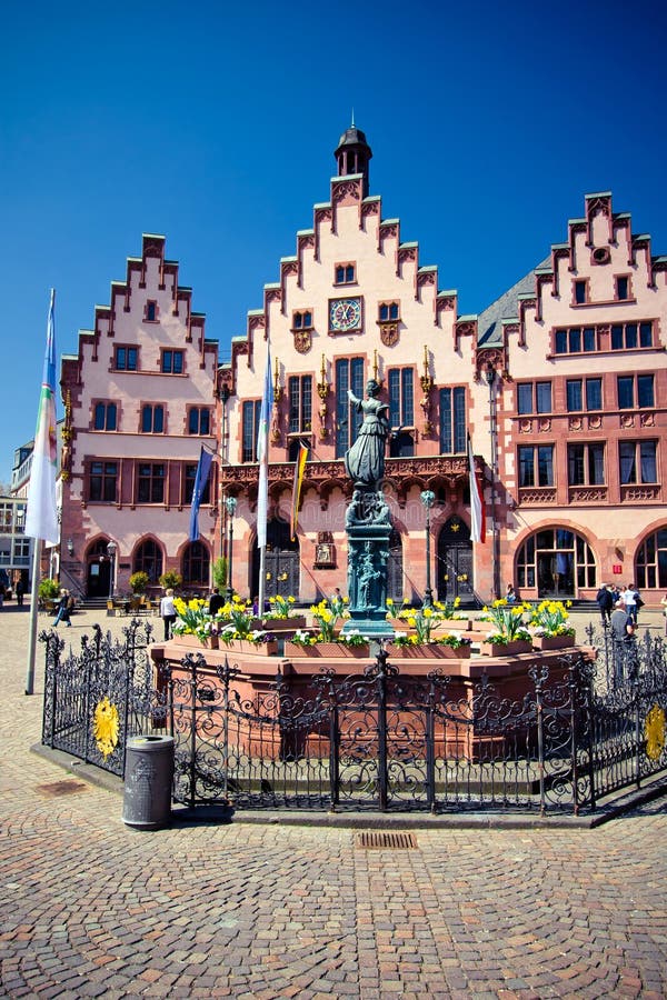 Alte Stadt Von Frankfurt  Roemer Platz  Stockfoto Bild 