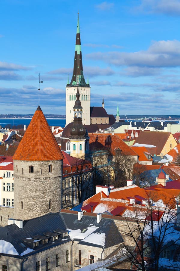 Alte Stadt von Tallinn stockfoto. Bild von stadtbild 30648458