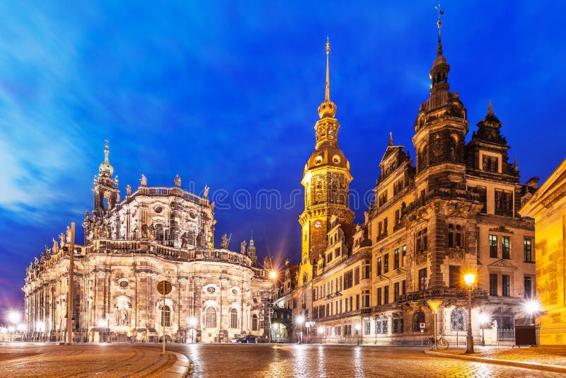Alte Stadtarchitektur in Dresden, Deutschland lizenzfreie stockfotografie Alte Stadtarchitektur in Dresden, Deutschland lizenzfreie stockfotografie
