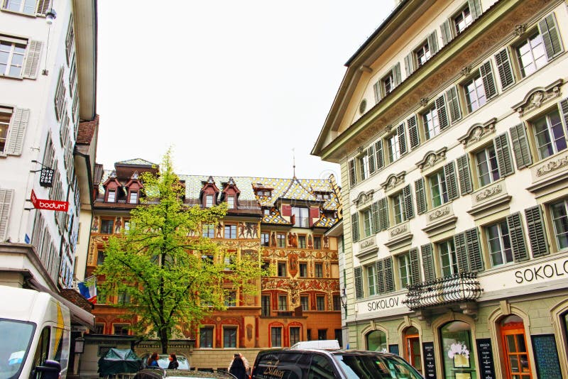 Alte Stadtgebäude Luzerne die Schweiz lizenzfreie stockfotos Alte Stadtgebäude Luzerne die Schweiz lizenzfreie stockfotos