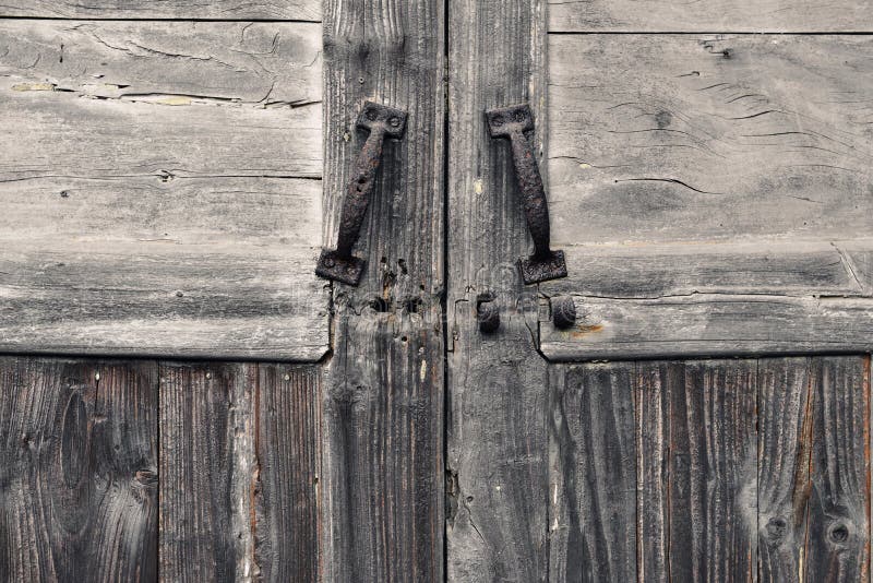 Alte Tür und alte hölzerne Beschaffenheit stockfotografie Alte Tür und alte hölzerne Beschaffenheit stockfotografie